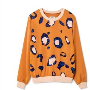 NWT Leopard Print Long Sleeves Crewneck Pullover
